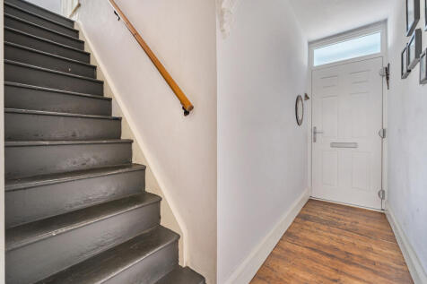 1372797-8-690dffa...