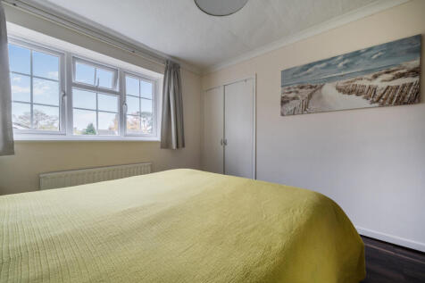 1374623-2-690dc3f...