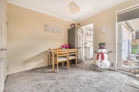 1382531-4-691ef36...