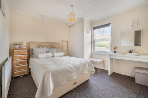 1382531-12-691ef3...