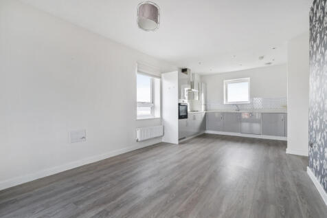 1387564-15-6932d9...