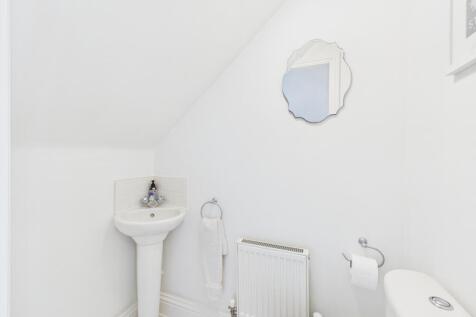 Cloakroom/WC