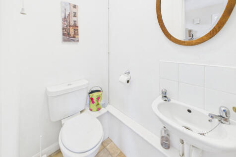 Cloakroom/WC