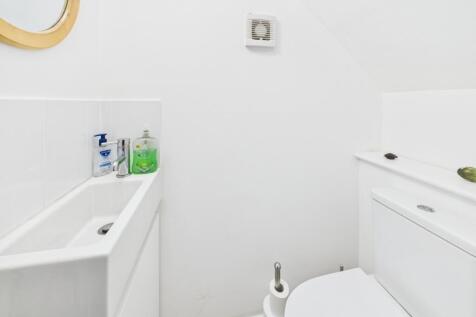 Cloakroom/WC