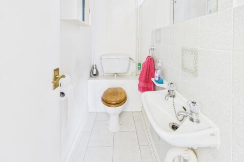 Cloakroom/WC