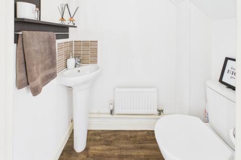 Cloakroom/Wc