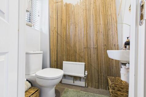 Cloakroom/WC