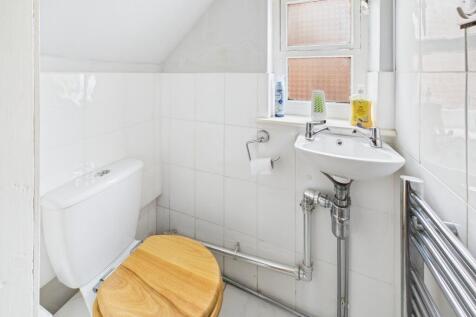 Ground Floor Cloakroom/WC