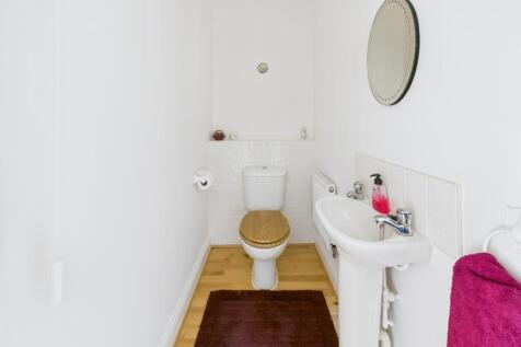 Cloakroom/WC