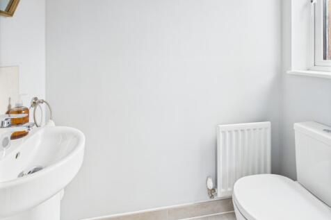 Cloakroom/WC