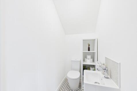 Cloakroom/WC