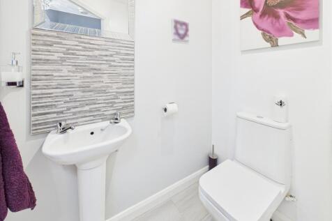 Cloakroom/WC