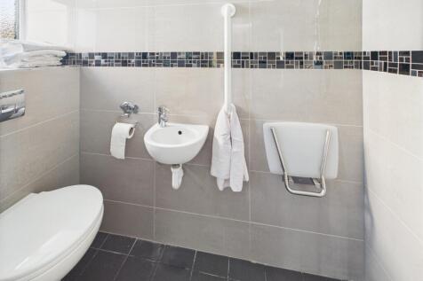 Ground Floor Wet Room