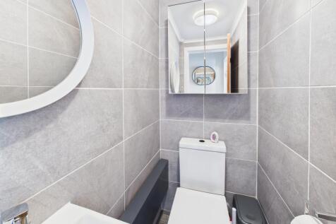 Cloakroom/WC