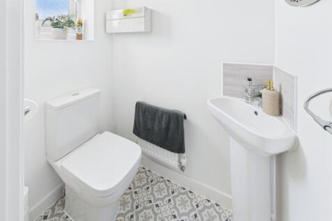 Cloakroom/WC
