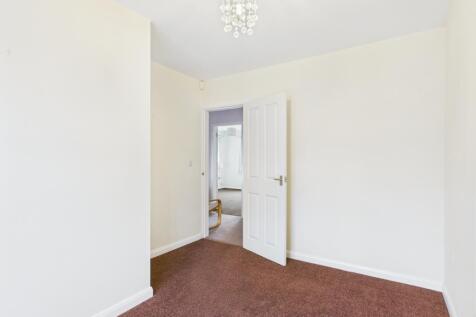 Dining Room/Additional Bedroom