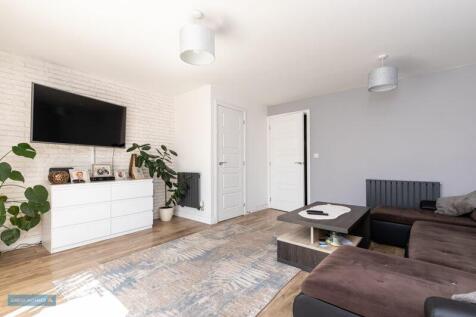 Sitting/Dining Room