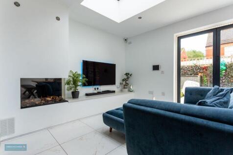 Dining/Family Room
