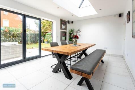 Dining/Family Room
