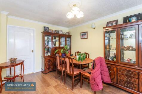 Sitting/Dining Room