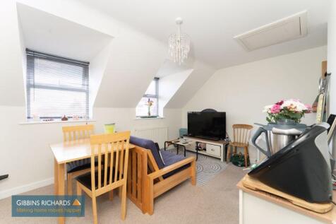 Sitting/Dining Room
