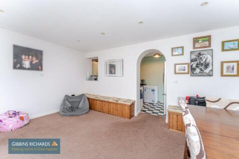 Family/Dining Room