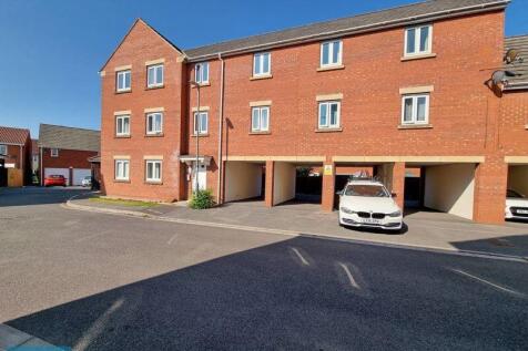 Front/Carport