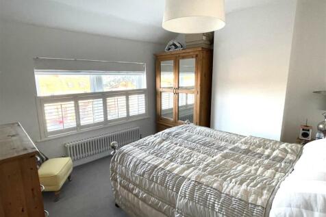 belper lane 141 bed.jpg