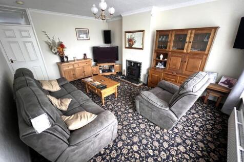 living room b.jpg