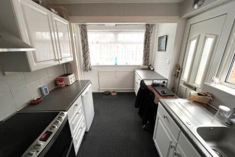 kitchen b.jpg