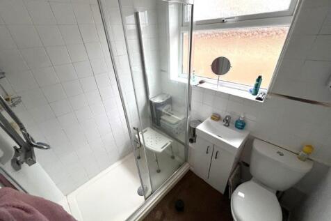 shower room.jpg