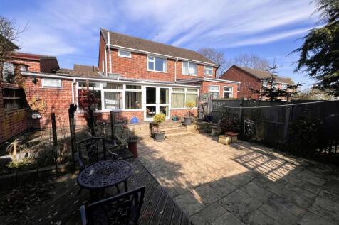 garden rear house.jpg
