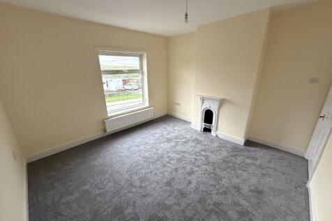 bedroom one.jpg