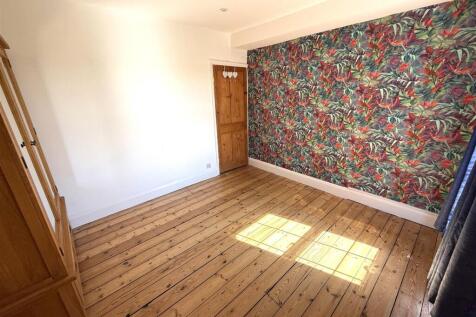 bedroom 2 a.jpg