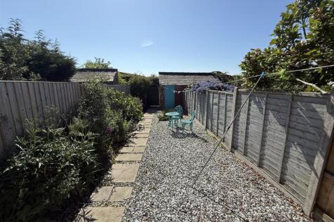 garden a.jpg