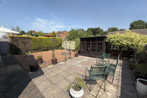 garden rear side a.jpg
