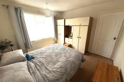 bed 1 a.jpg