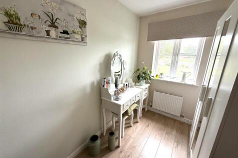 Cottage 8.jpg