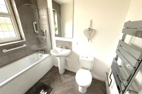 Far Laund Bungalow 3.jpg