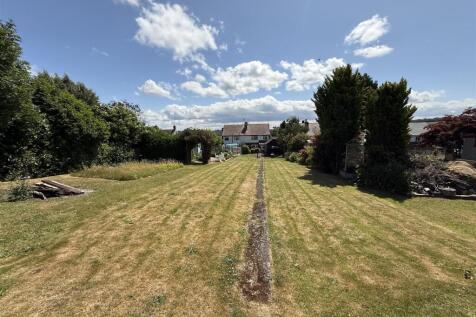 Far Laund 6.jpg