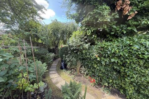 rear garden path.jpg
