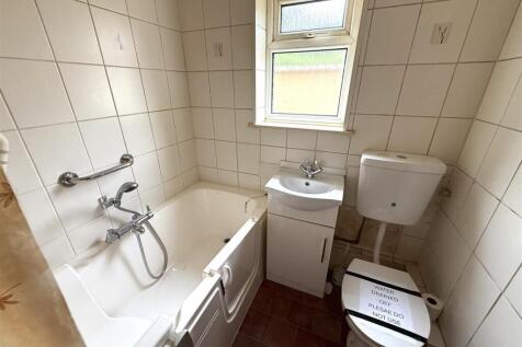 Barton Knowle 5.jpg