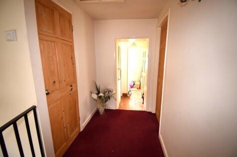 41 NOTTINGHAM ROAD 8.JPG