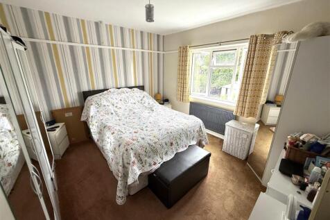 bed rear.jpg