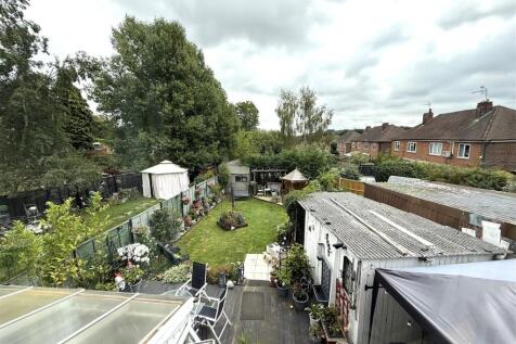 rear garden view.jpg