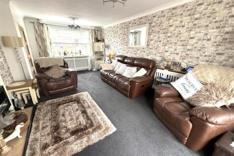 living room a.jpg