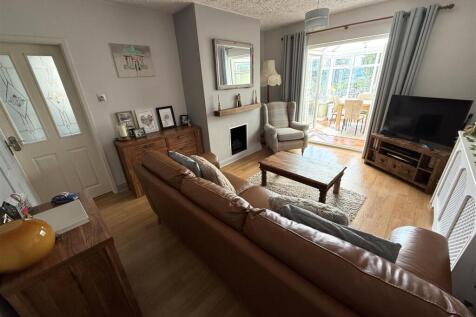 living room a.jpg
