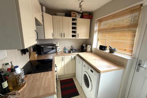kitchen b.jpg