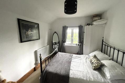 The Cottages 22.jpg