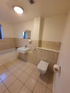 20251209_144230.jpg bathroom.jpg